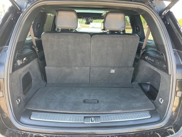 Used 2021 Black Jeep Summit image 17