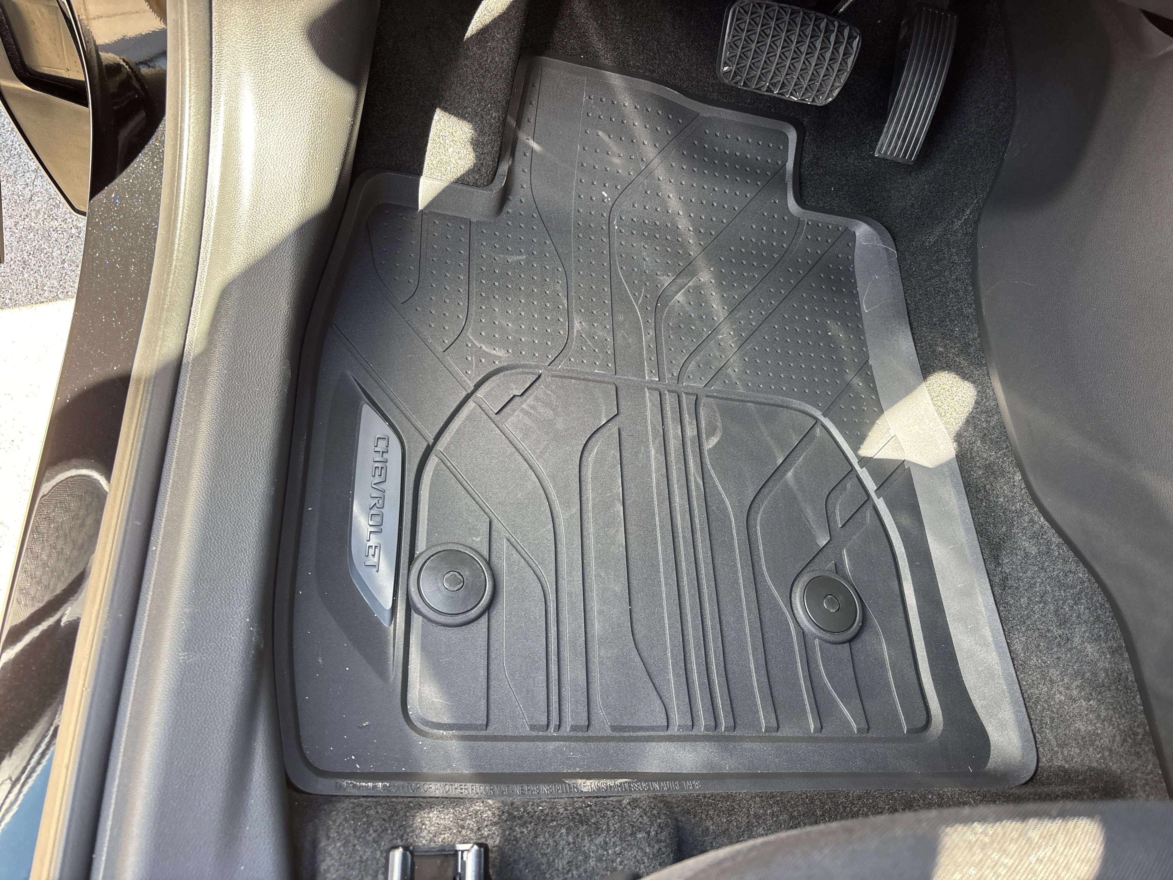 New 2026 Mosaic Black Metallic Chevrolet LT image 24