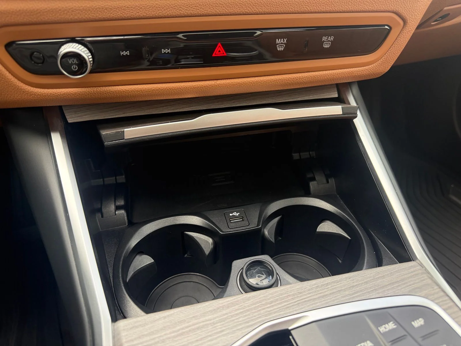 Used 2025 Gray BMW xDrive40 image 20