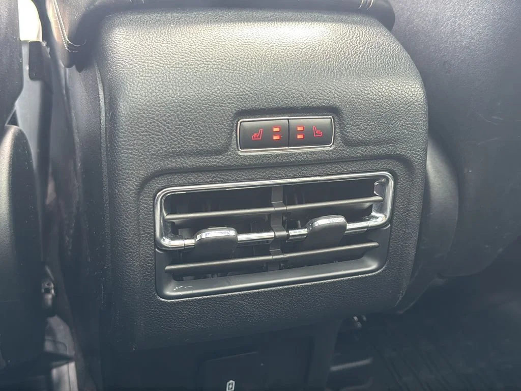 Used 2021 Red Lincoln Standard image 18