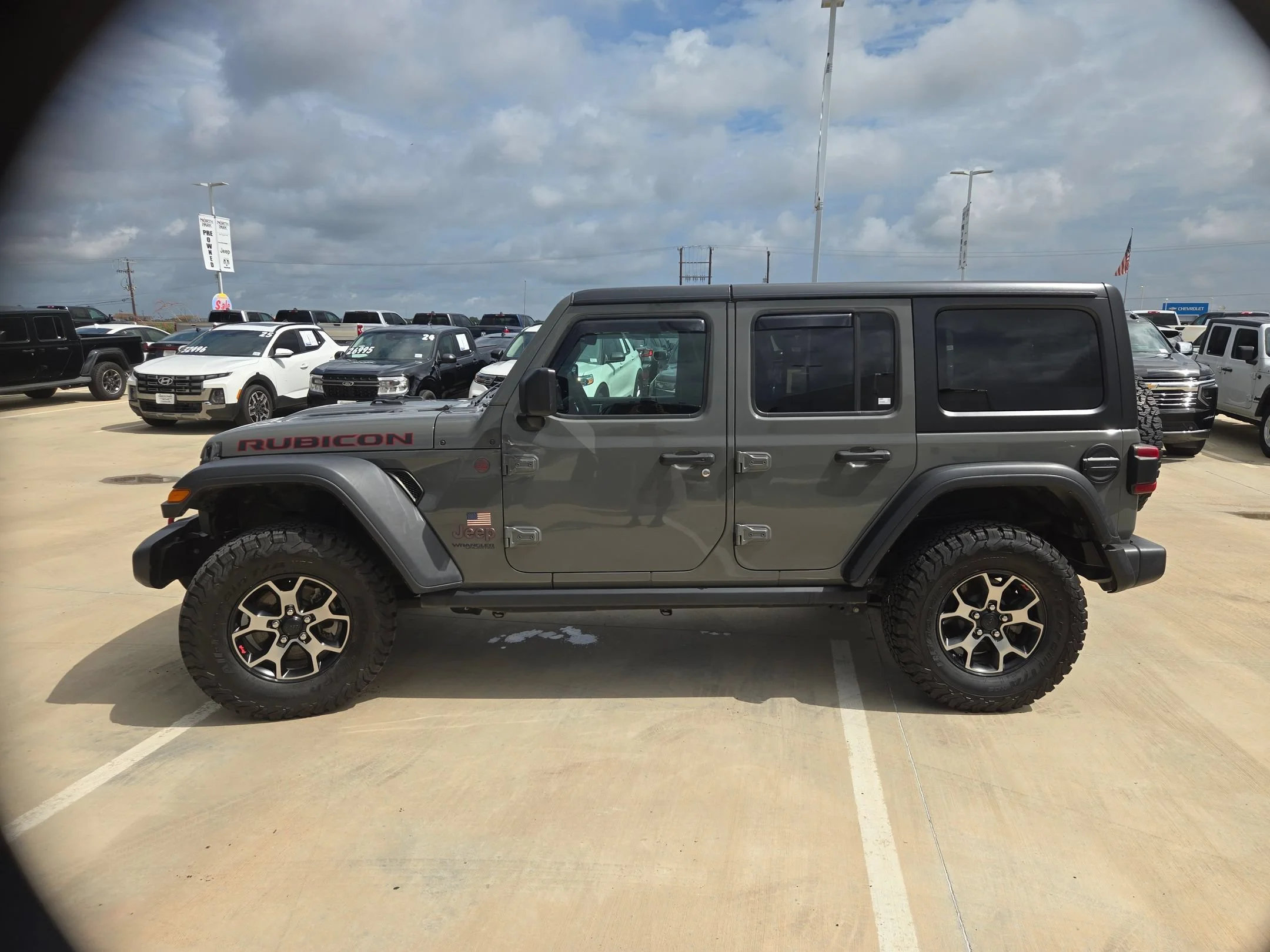Used 2018 Gray Jeep Unlimited Rubicon image 6