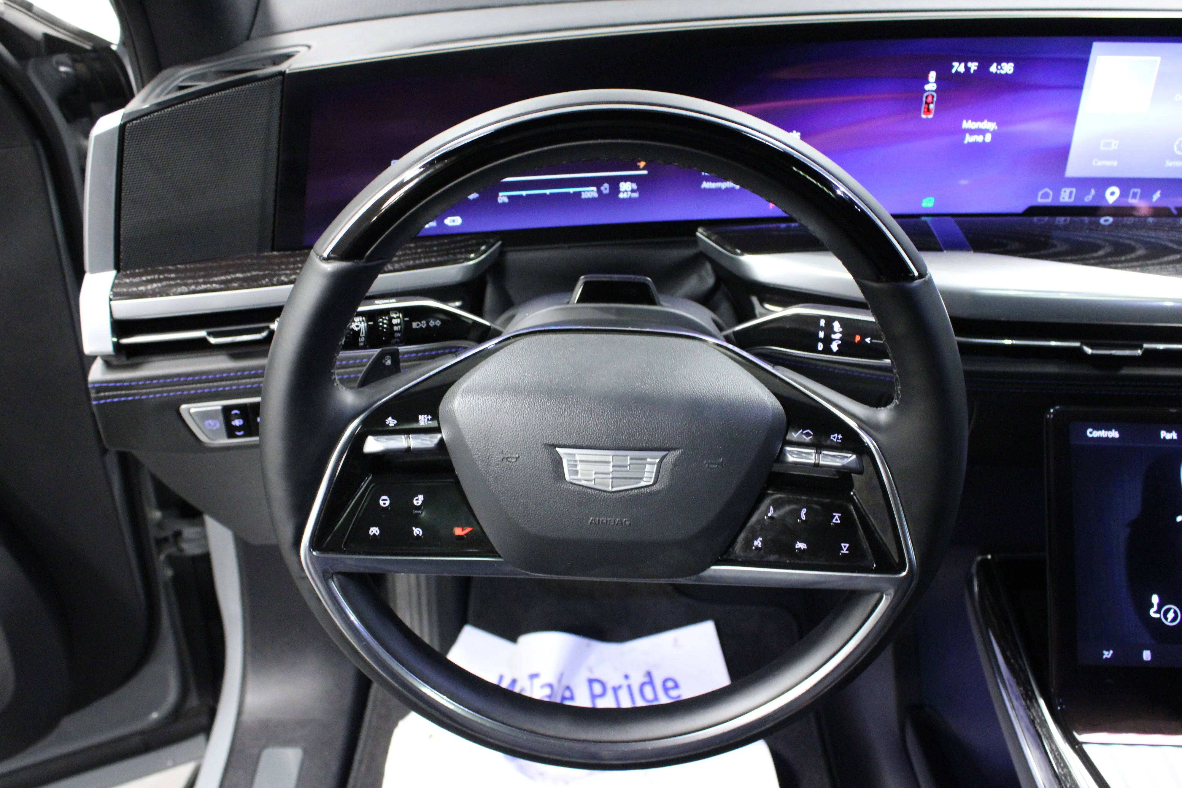 Used 2026 Luna Metallic Cadillac Sport image 18
