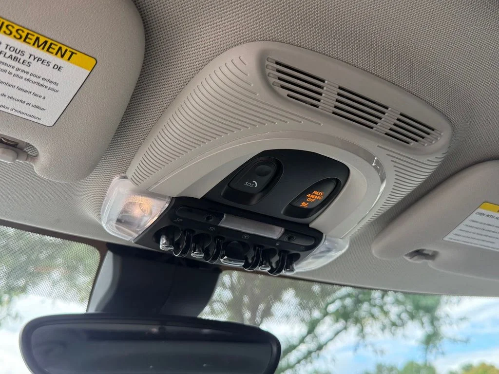 Used 2019 White Silver Metallic MINI  image 18