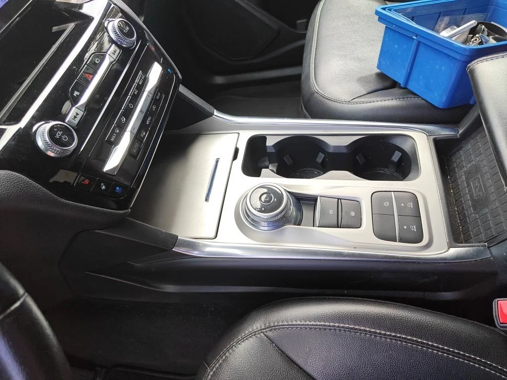 Used 2022 Black Ford Limited image 12