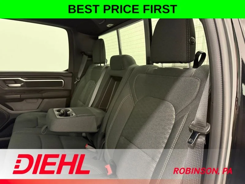 New 2026 Diamond Black Crystal Pearl-Coat Exterior Paint RAM Big Horn/Lone Star image 16