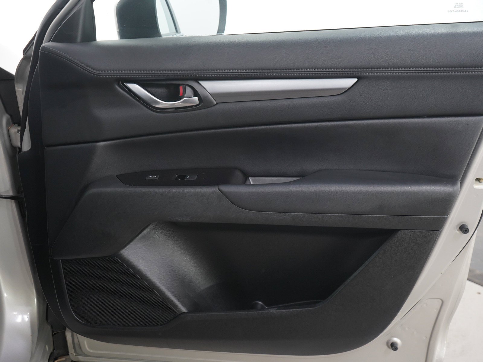 Used 2025 Platinum Quartz Metallic Mazda 2.5 S Select Package image 12