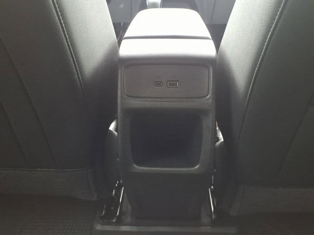 Used 2025 White Chevrolet 2RS image 25