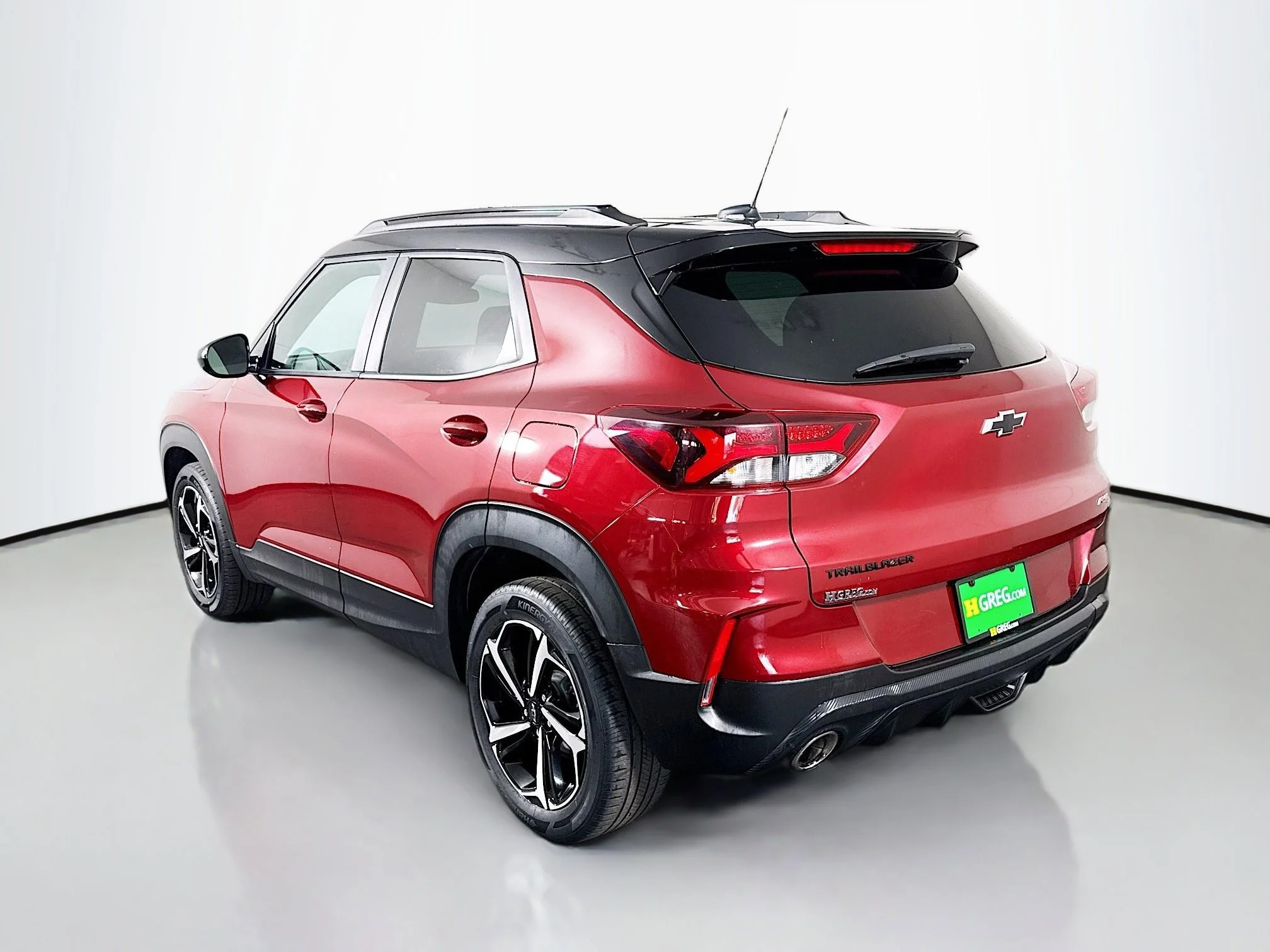 Used 2023 Crimson Metallic Chevrolet RS image 5