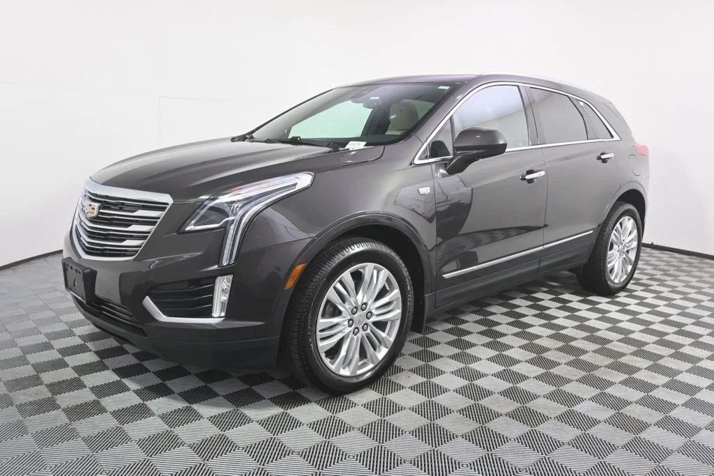 Used 2018 Cadillac XT5 Premium Luxury with VIN 1GYKNFRS9JZ183780 for sale in Minneapolis, Minnesota