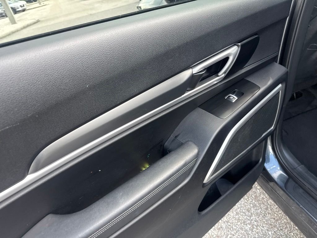 Used 2020 Gray Kia LX image 11