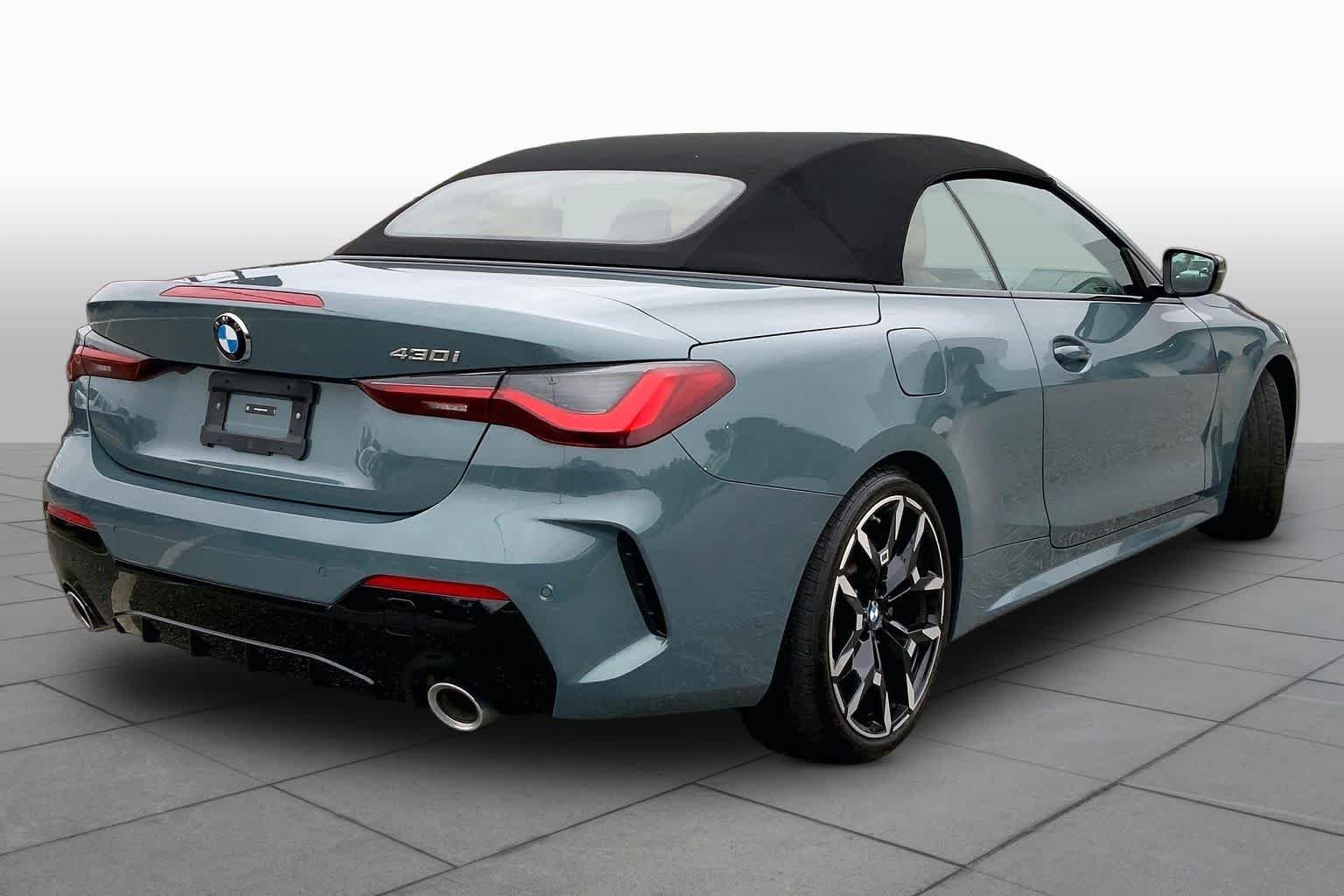 Used 2026 Cape York Green Metallic BMW 430i image 12