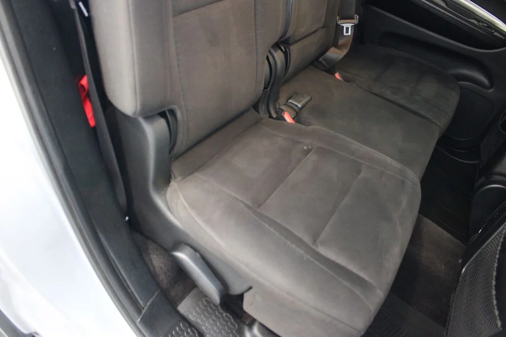 Used 2019 Billet Clearcoat Dodge SXT image 24