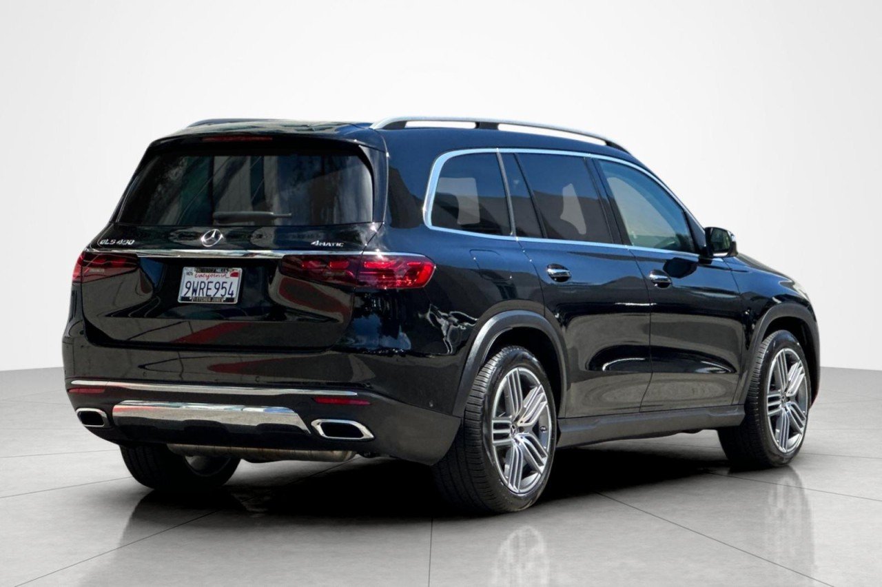 Used 2026 Black Mercedes-Benz GLS 450 image 5