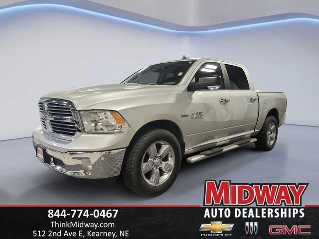 2016 RAM 1500 Big Horn 4x4 Crew Cab 5'7's photo