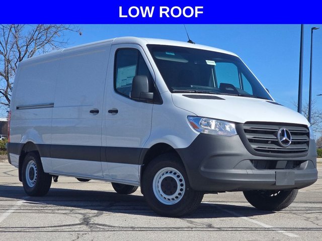 2026 Mercedes-Benz Sprinter 2500 Cargo 144 WB