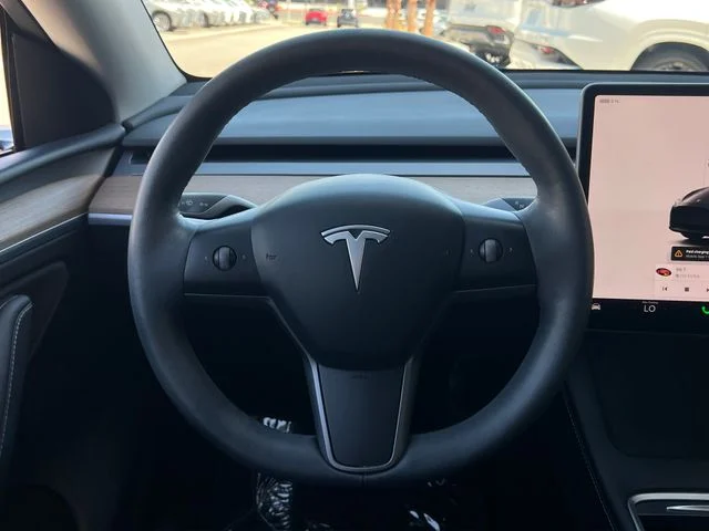 Used 2023 Midnight Silver Metallic Tesla Long Range image 47