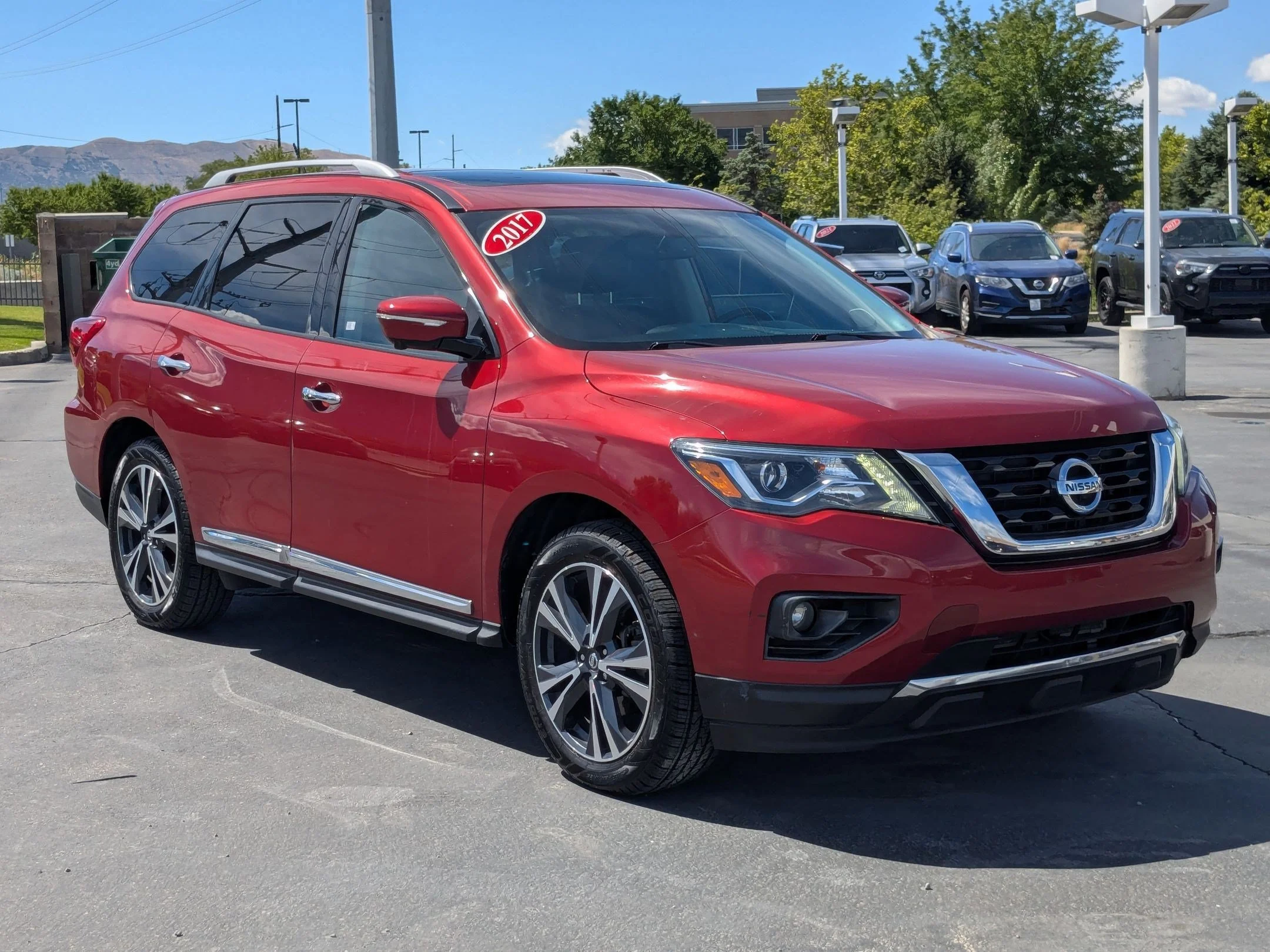 Used 2017 Cayenne Red Metallic Nissan Platinum image 7