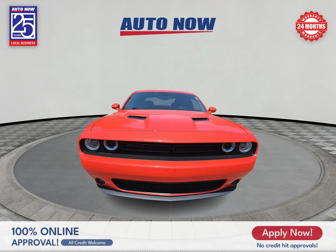 Used 2020 Go Mango Dodge SXT image 2