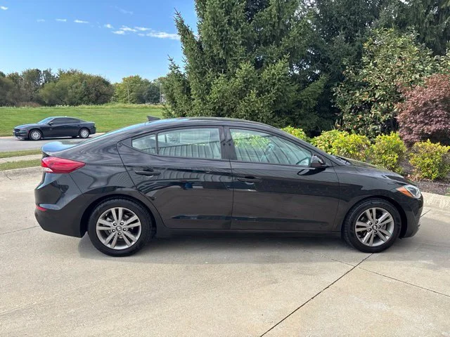Used 2018 Phantom Black Hyundai Value Edition image 6
