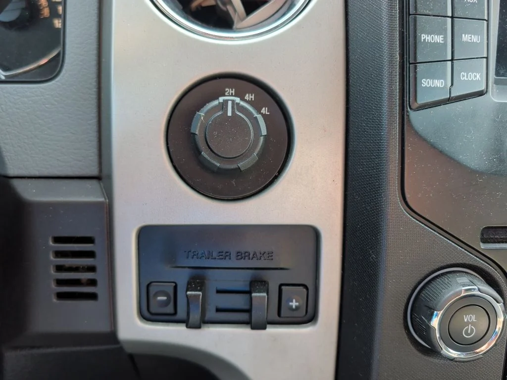 Used 2014 Black Ford XLT image 13
