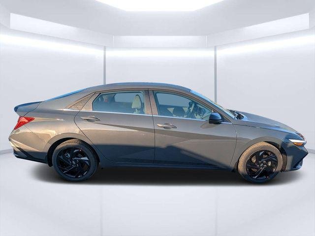 New 2026 Gray Hyundai SEL Sport image 2