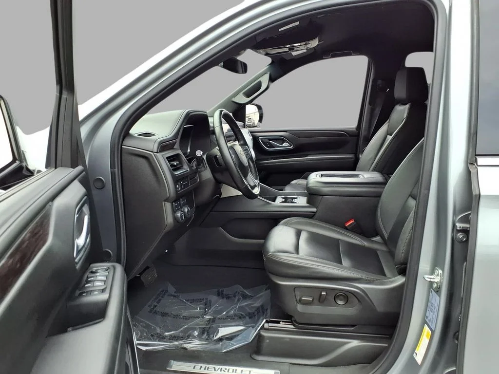 Used 2024 Gray Chevrolet LT image 22