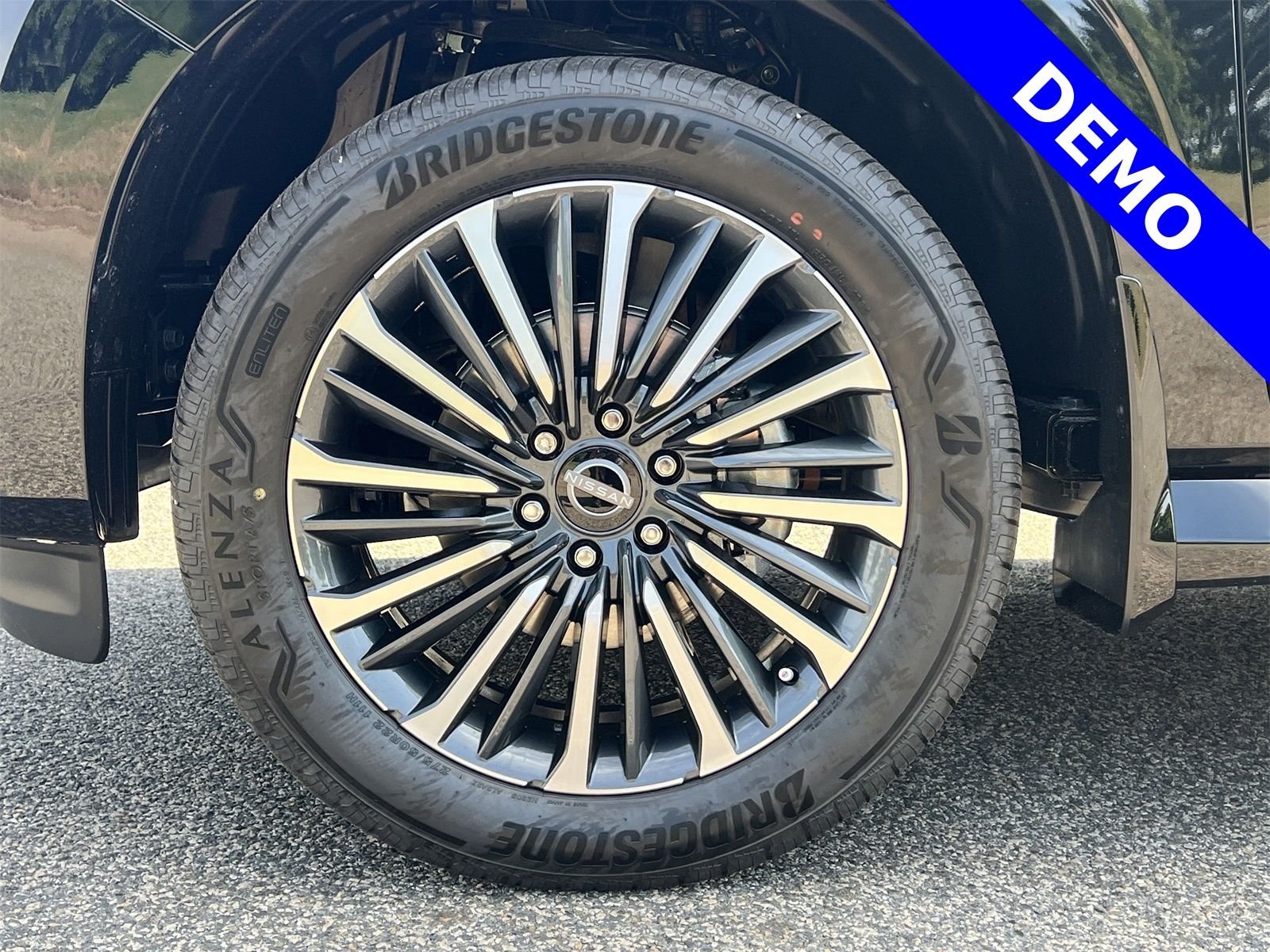 2025 Nissan Armada Platinum Reserve - Photo 40