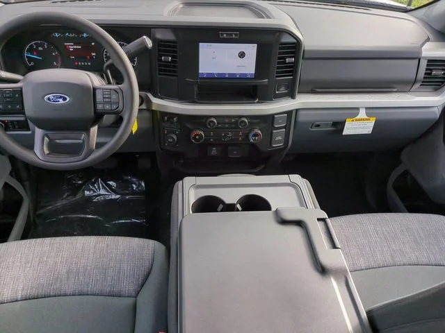 New 2026 Oxford White Ford F-350® XLT image 15
