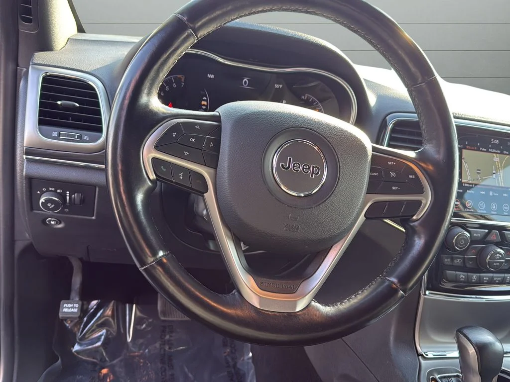 Used 2021 Black Jeep Limited image 28