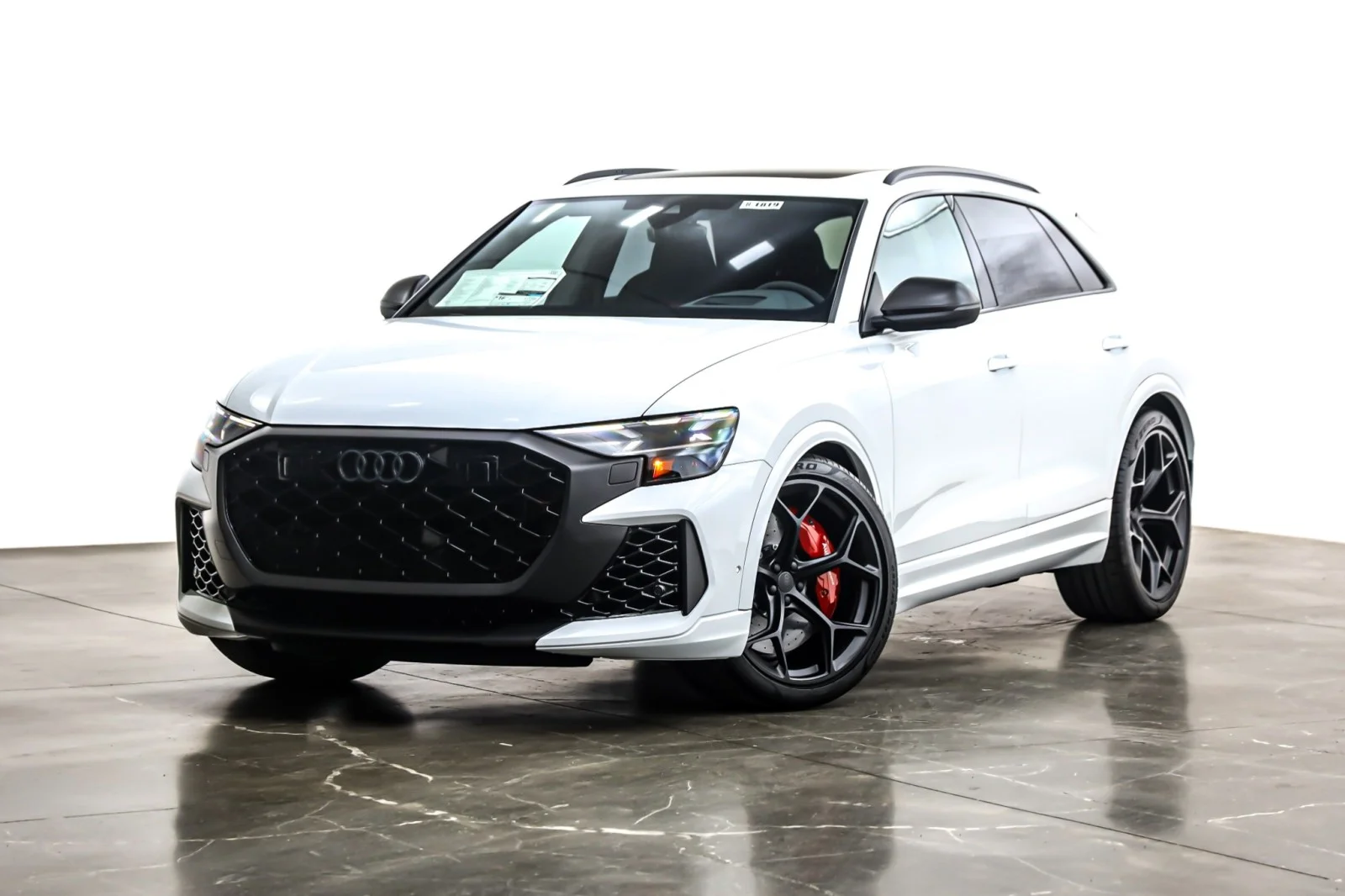 2026 Audi RS Q8 -'s photo