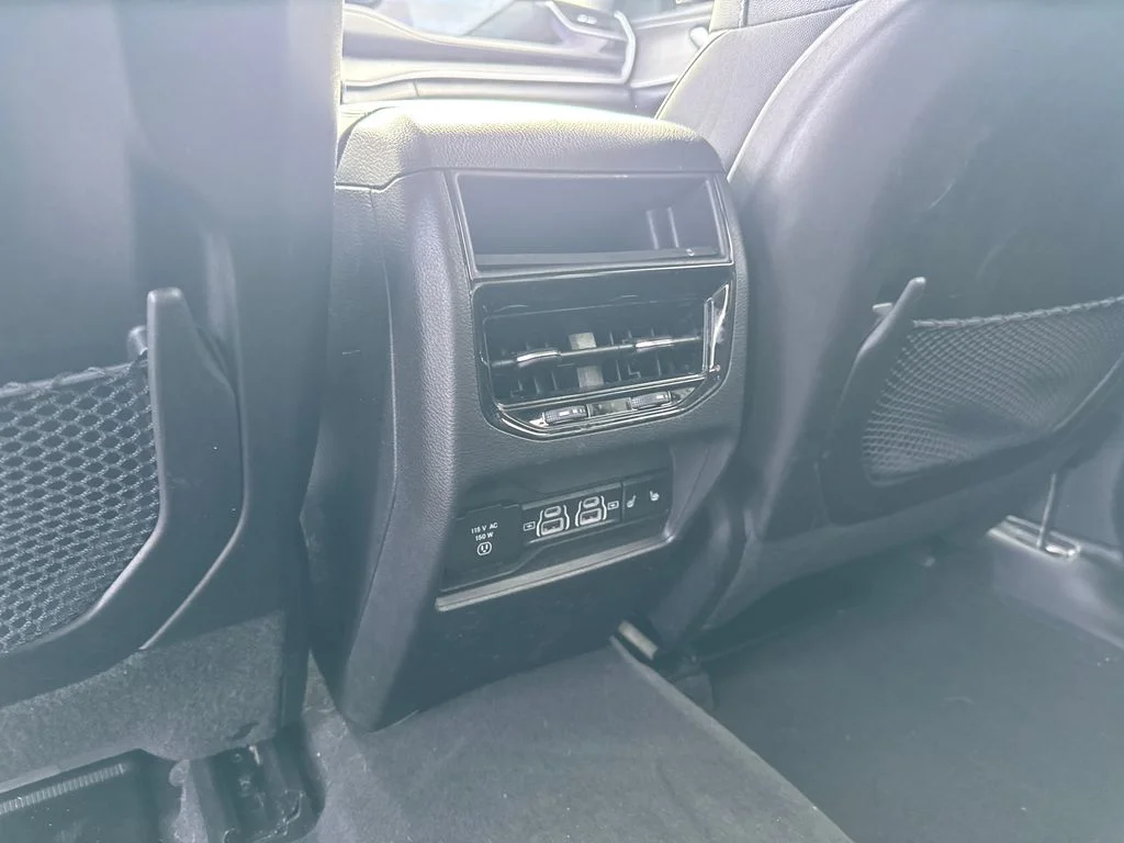 Used 2023 Black Jeep Limited image 28