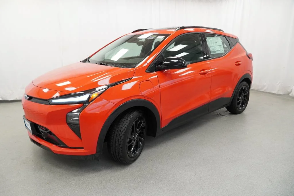 New 2027 Habanero Orange Chevrolet RS image 3