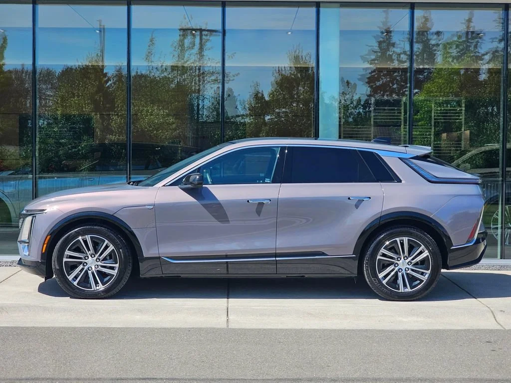 Certified 2024 Cadillac LYRIQ Luxury 2 with VIN 1GYKPRRL7RZ125456 for sale in Bellevue, WA