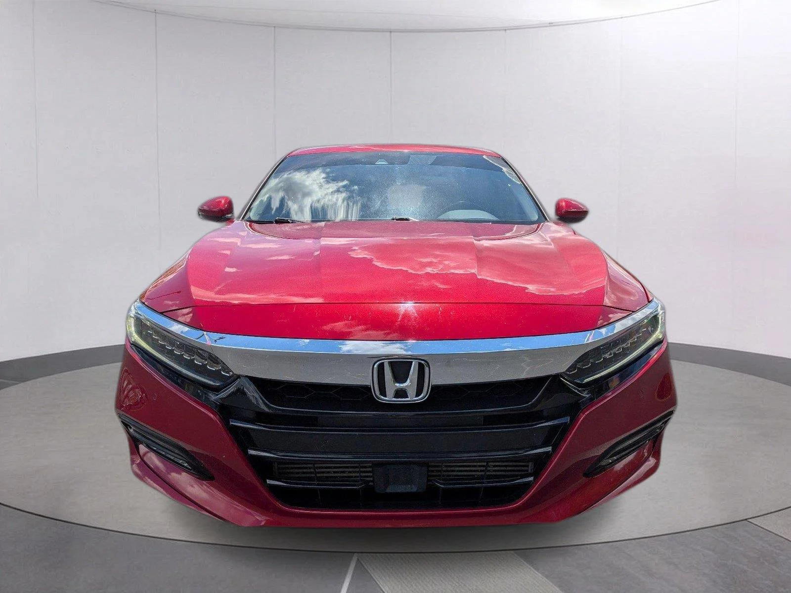 Used 2018 Radiant Red Metallic Honda Touring 1.5T image 10
