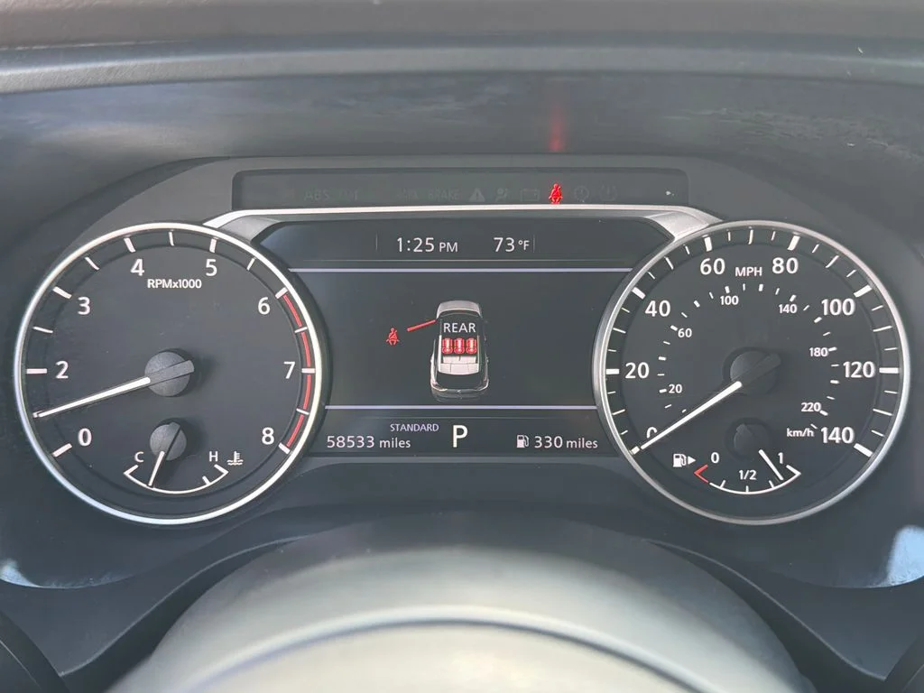 Used 2023 White Nissan S image 26