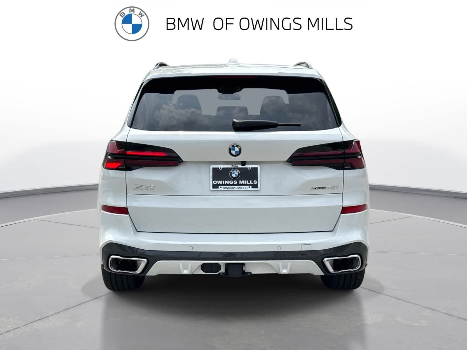 New 2026 Mineral White Metallic BMW xDrive40i image 7