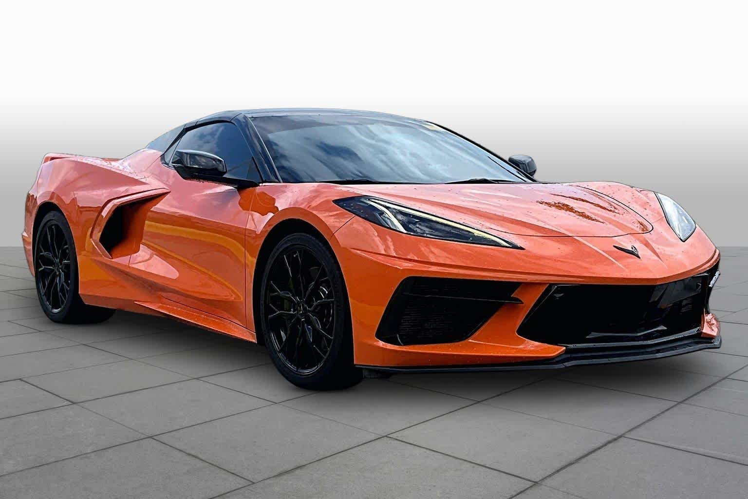 Used 2023 Amplify Orange Tintcoat Chevrolet 3LT image 3