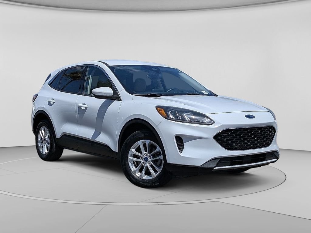 Used 2020 Oxford White Ford SE image 3