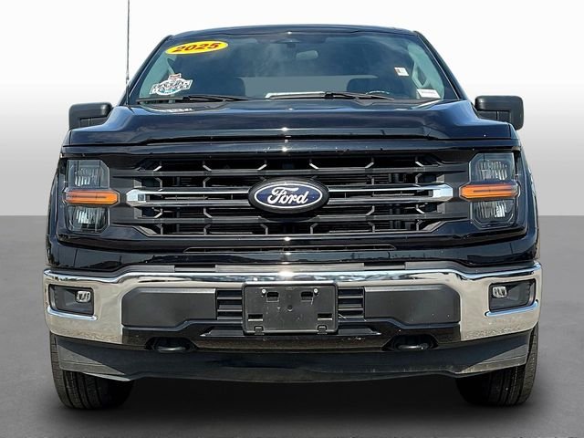 Used 2025 Black Ford XLT image 2