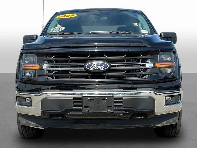 Used 2025 Black Ford XLT image 2