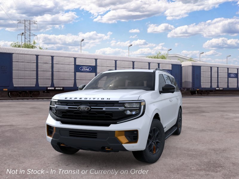 New 2026 Star White Metallic Tri-Coat Ford Tremor® image 2