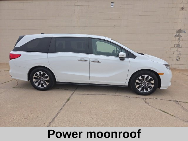 Used 2023 White Honda EX-L image 6