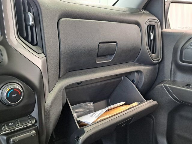 Used 2021 White Chevrolet WT image 17