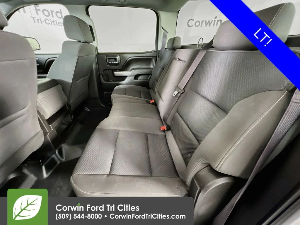 Used 2016 White Chevrolet LT image 25