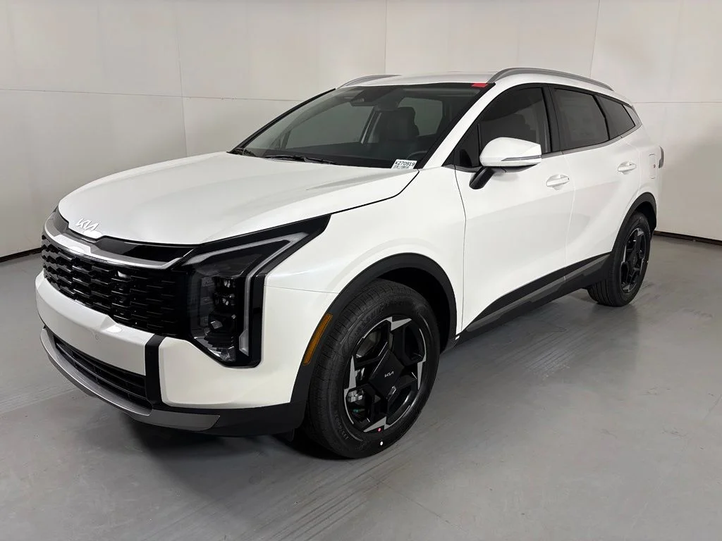New 2027 White Kia EX image 4