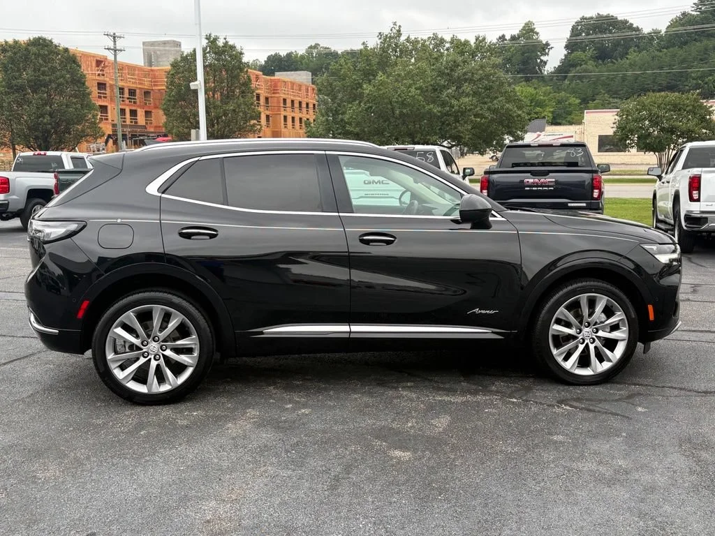 Used 2023 Ebony Twilight Metallic Buick Avenir image 10