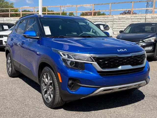 Certified Used 2023 Neptune Blue Kia EX image 7