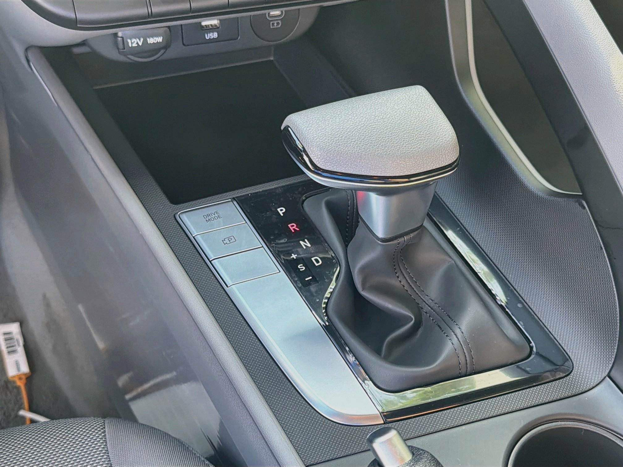 New 2026 Amazon Gray Hyundai SE image 40