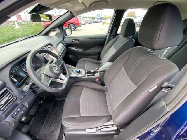 Used 2023 Deep Blue Pearl Nissan S image 15