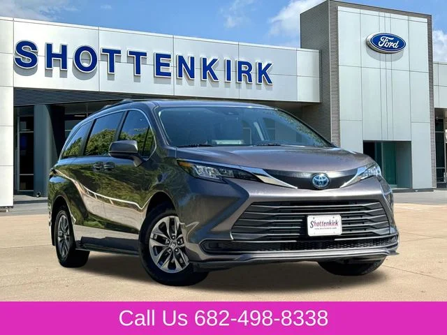 2023 Toyota Sienna